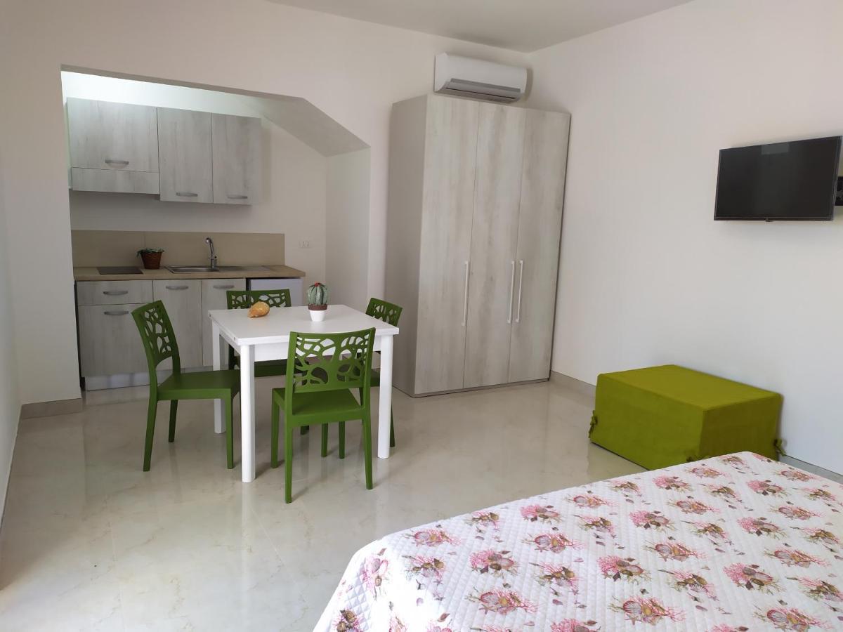 Guest House Neviano Torre Lapillo Esterno foto